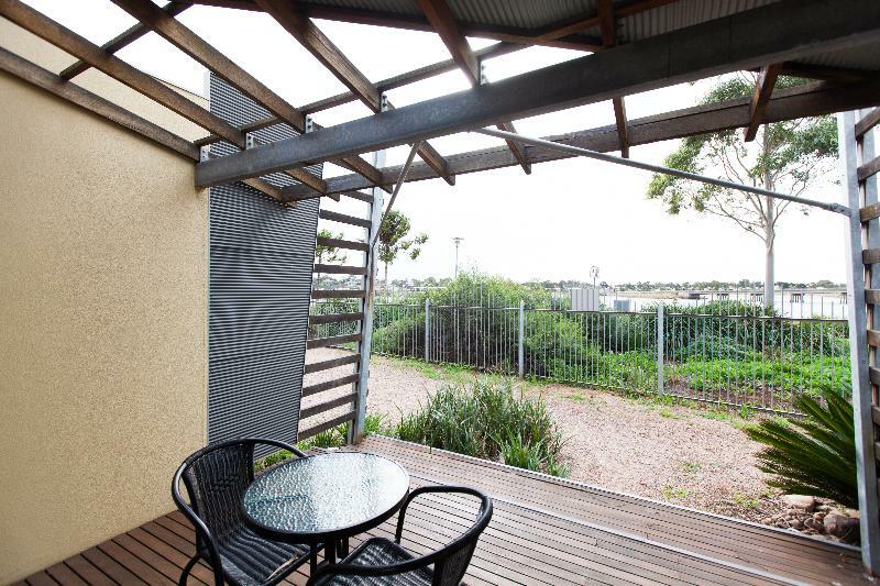 Majestic Oasis Apartments Port Augusta Exterior photo
