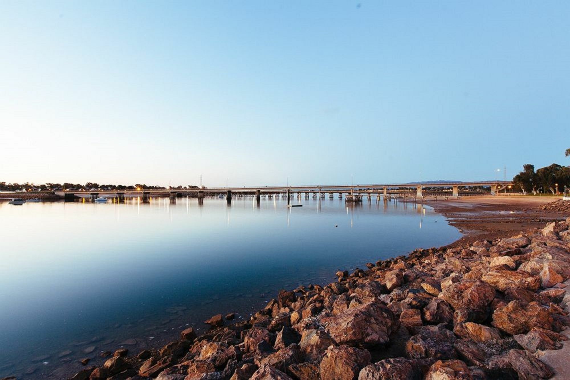Majestic Oasis Apartments Port Augusta Exterior photo