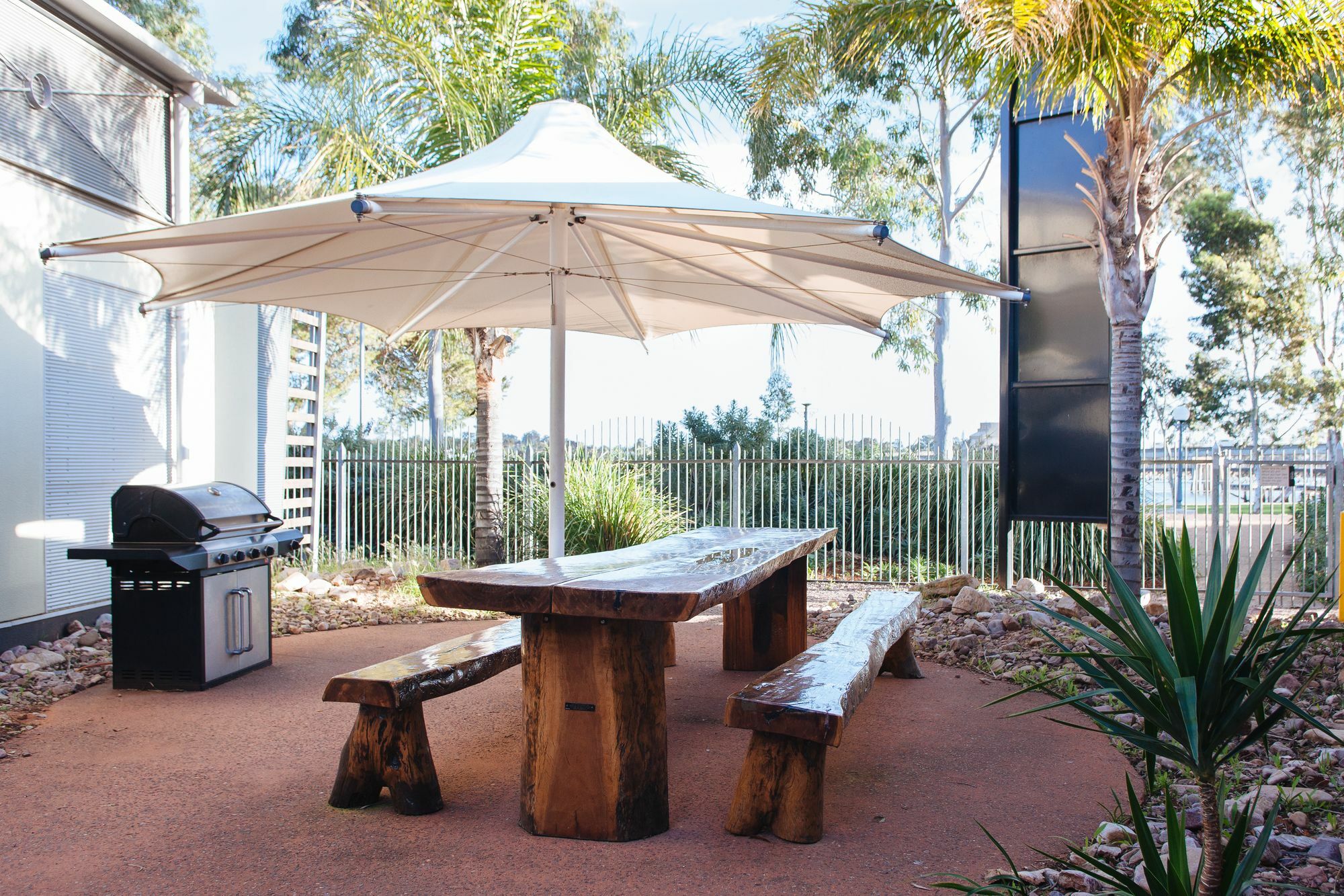 Majestic Oasis Apartments Port Augusta Exterior photo